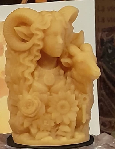 bougie artisanale kitsune, flamme de vie 1